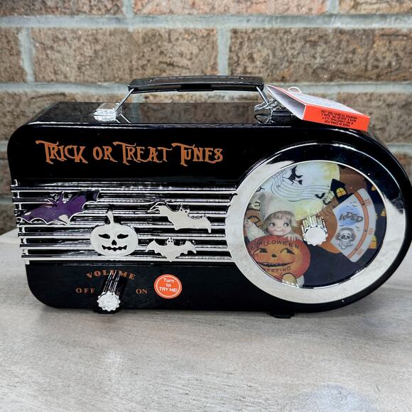 Mr. Halloween Vintage Style Halloween Spooky Rapsody Radio Battery Operated New - Picture 1 of 11